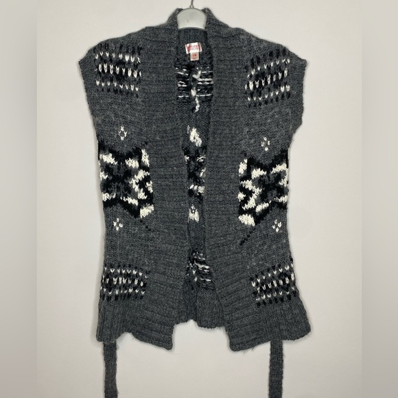 Mossimo Sweater Vest Size M Black Grey Wool Y2K Tribal Western Cozy Layer Boho - Picture 2 of 16